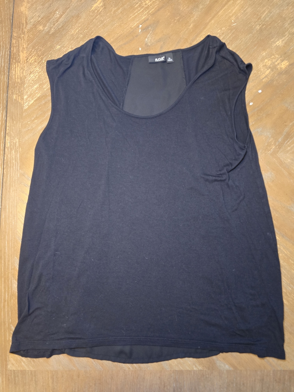 a.n.a Black Scoop Neck Sleeveless Tank Top